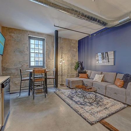 Апартаменты Beautiful 2Bd Near Historic Pabst Brewery - Fiserv Милуоки Экстерьер фото