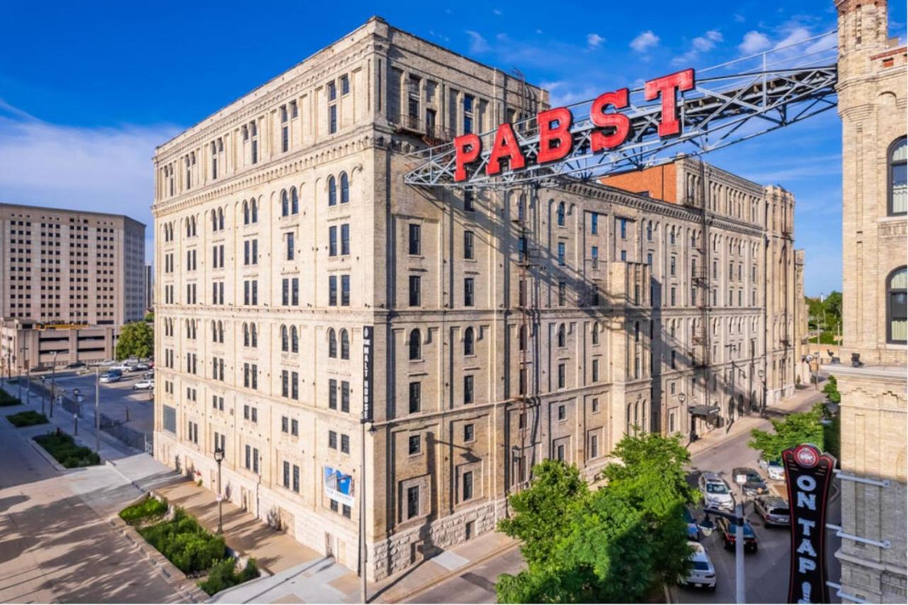 Апартаменты Beautiful 2Bd Near Historic Pabst Brewery - Fiserv Милуоки Экстерьер фото